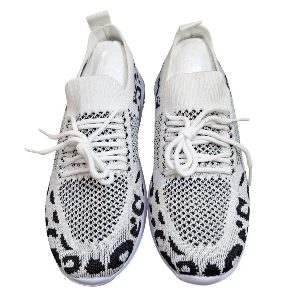 Womens White Black Leopard Knit Athletic Sneakers Lace Up Fashion Shoes Size 5.5